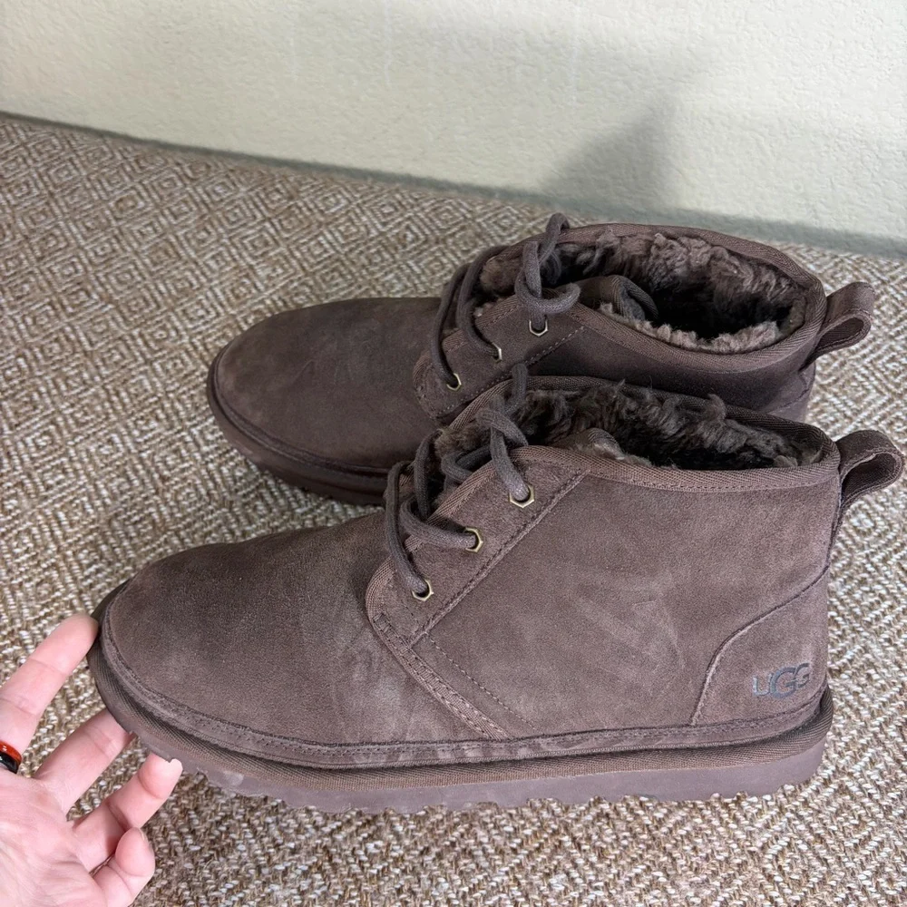 UGG Men's Neumal Chukka Boots Chocolate Brown Suede/Sheepskin Sz 10 Casual Cozy